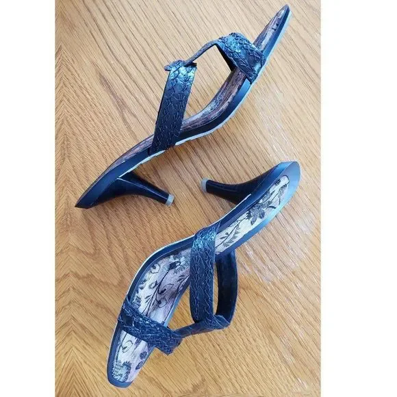 ** Nine West Bahenr Leather Stitched Sandals - Picture 6 of 10